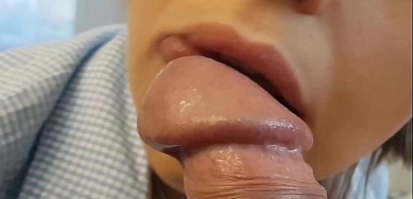  The queen of blowjob suck him off and swallow his sperm